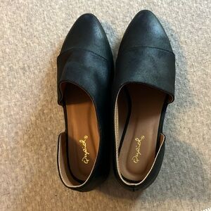 Size 7 Cupid shoes
Black leather appearance
Very comfortable